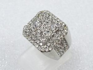 クリスタル　指輪(11号)